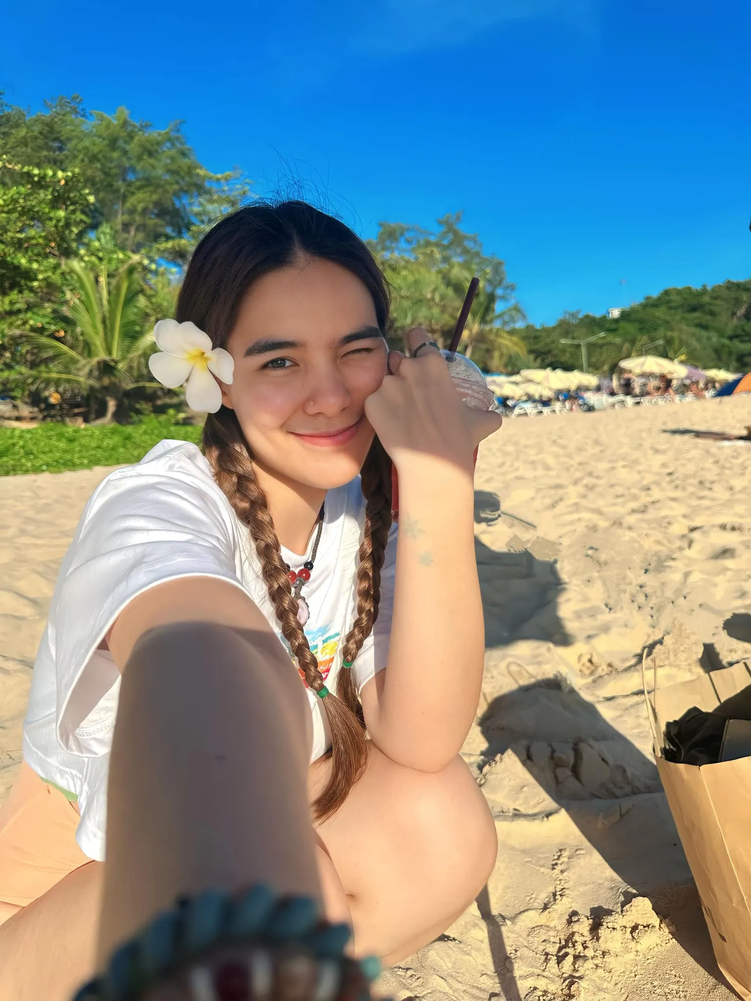 ลูกทุ่งสาวแซ่บ มีนตรา อินทิรา 10