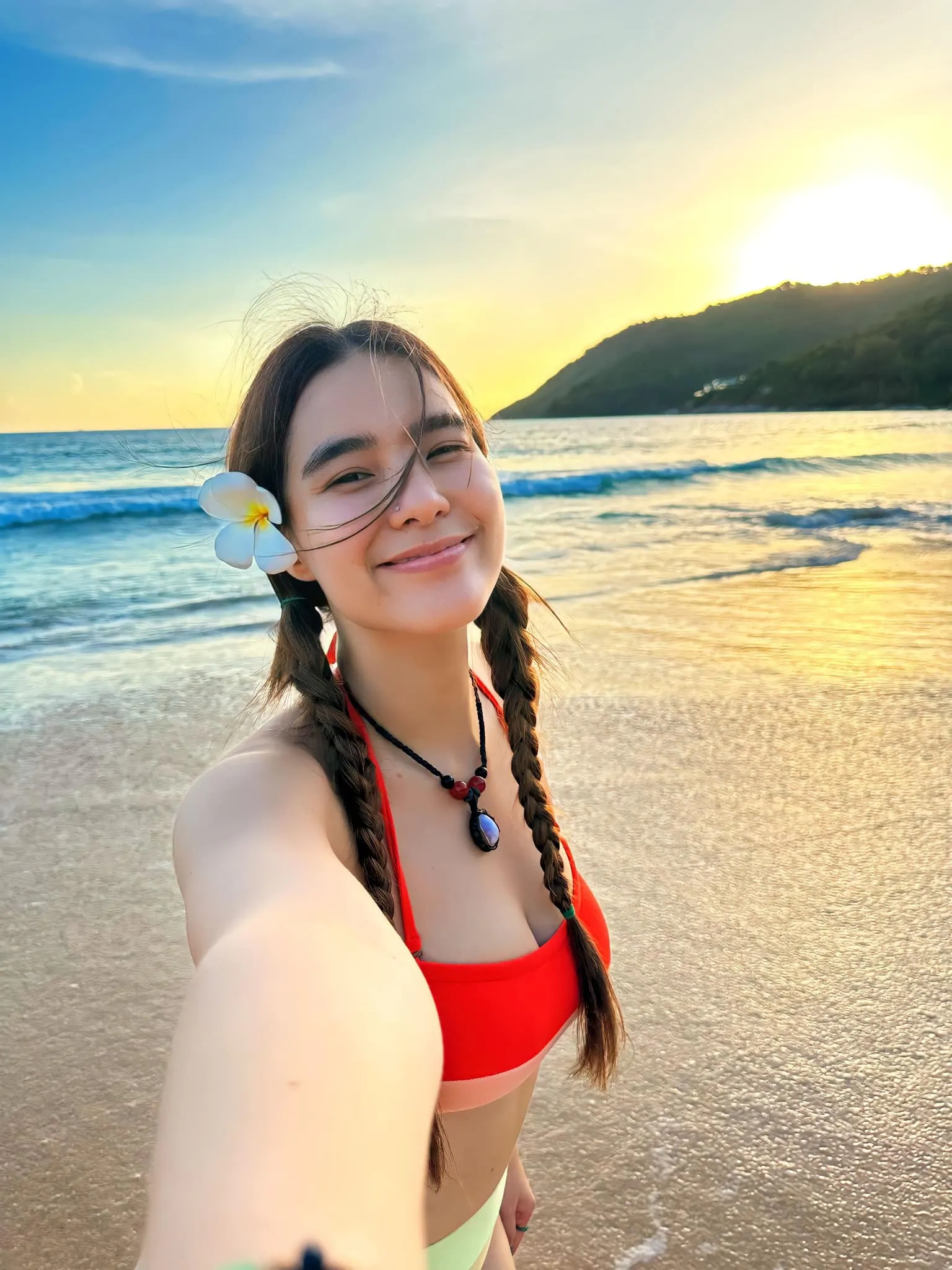 ลูกทุ่งสาวแซ่บ มีนตรา อินทิรา 11