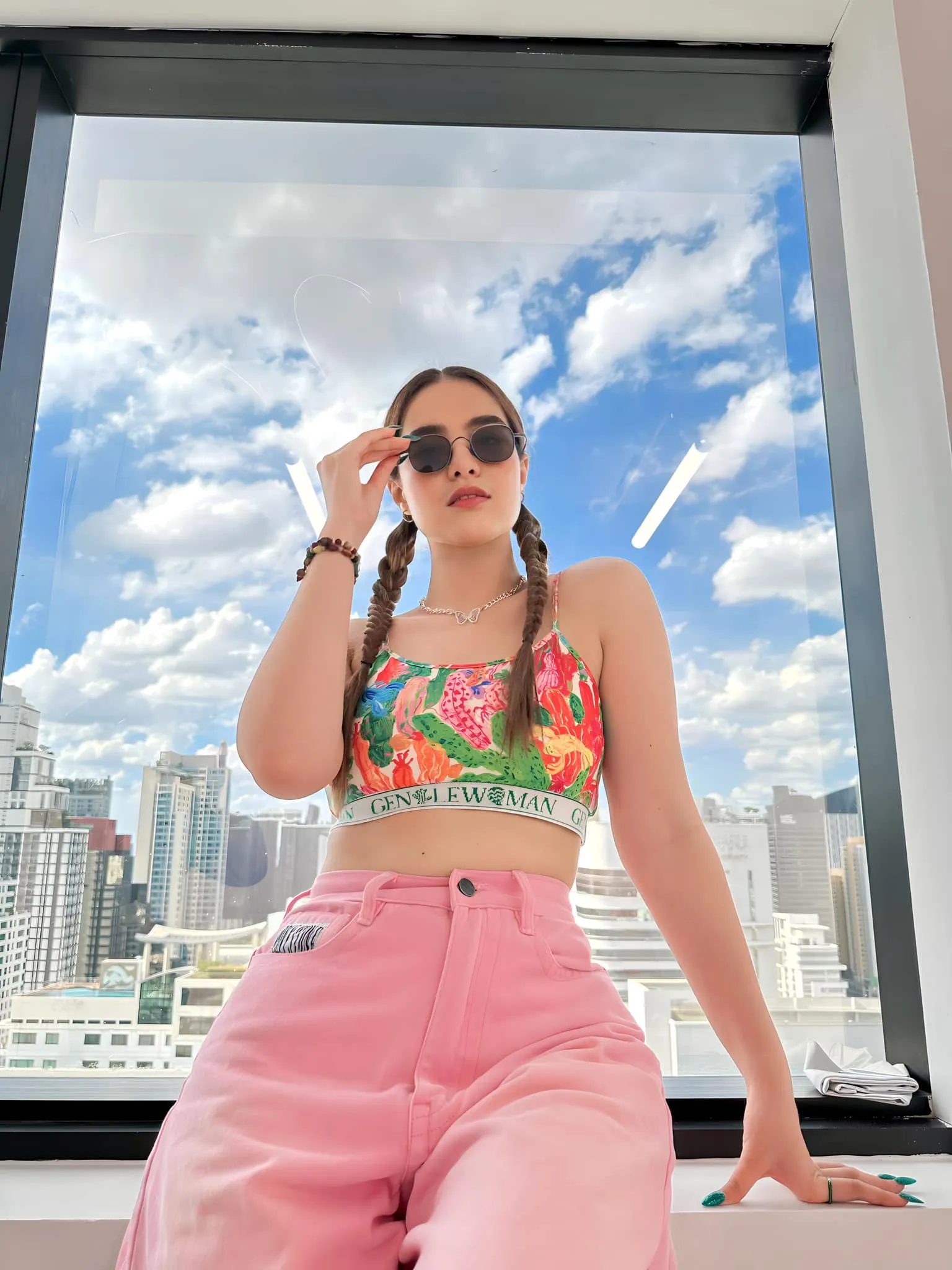 ลูกทุ่งสาวแซ่บ มีนตรา อินทิรา 12