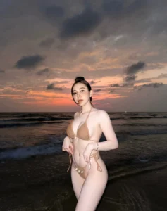 เปิดวาร์ปสาวสวย อินุ้ย 20