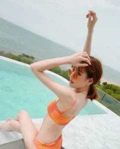 เปิดวาร์ปสาวสวย แกรนด์ กรณ์ภัสสร 10